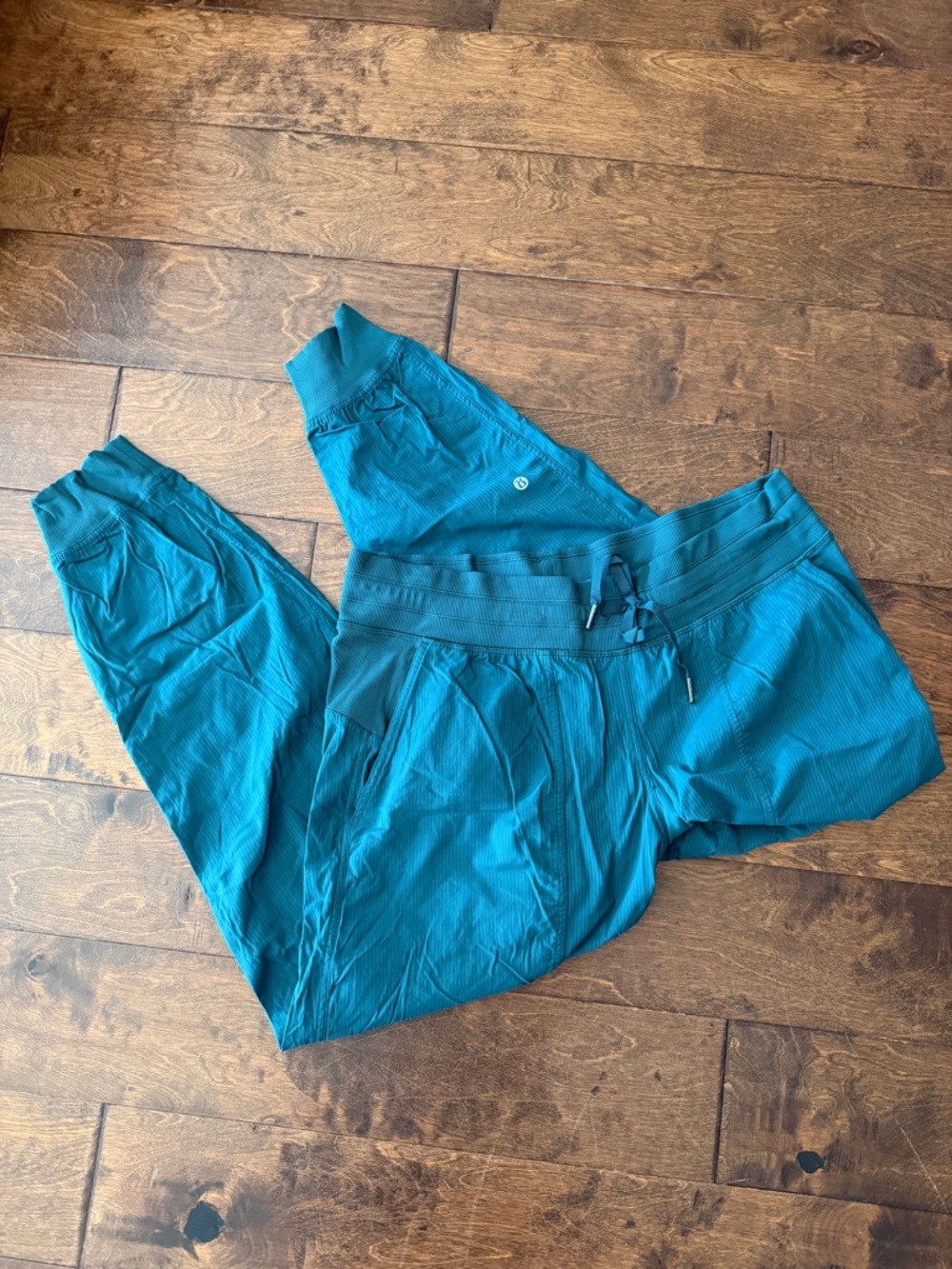 Lululemon dance studio joggers